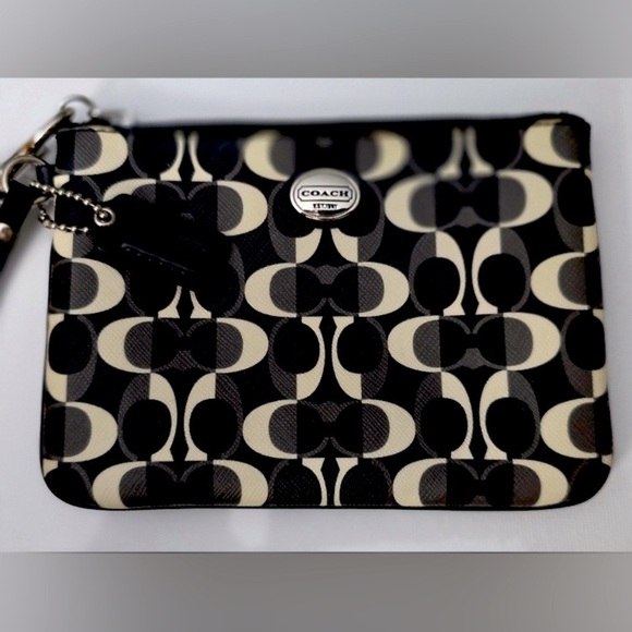 COACH Black and White Signature Wristlet, RARE. EUC - Picture 1 of 6